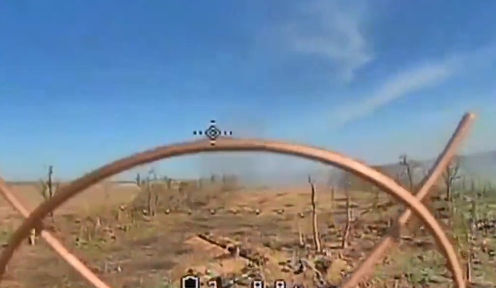 UAV của Nga cày vào chiến hào Ukraine